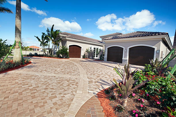 Best Local Driveway Pavers  in Lantana, FL